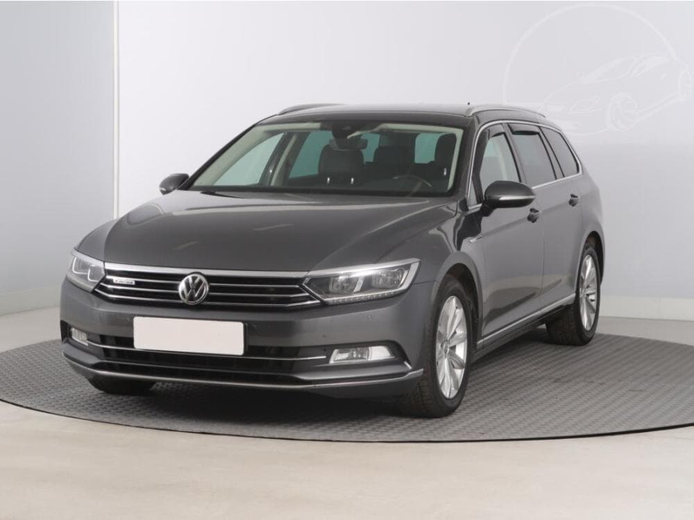 2016 Volkswagen PASSAT - 3