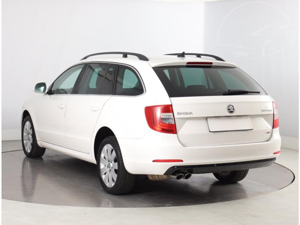 2013 Škoda SUPERB - 7