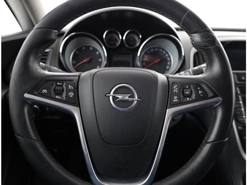 2015 Opel ASTRA - 8