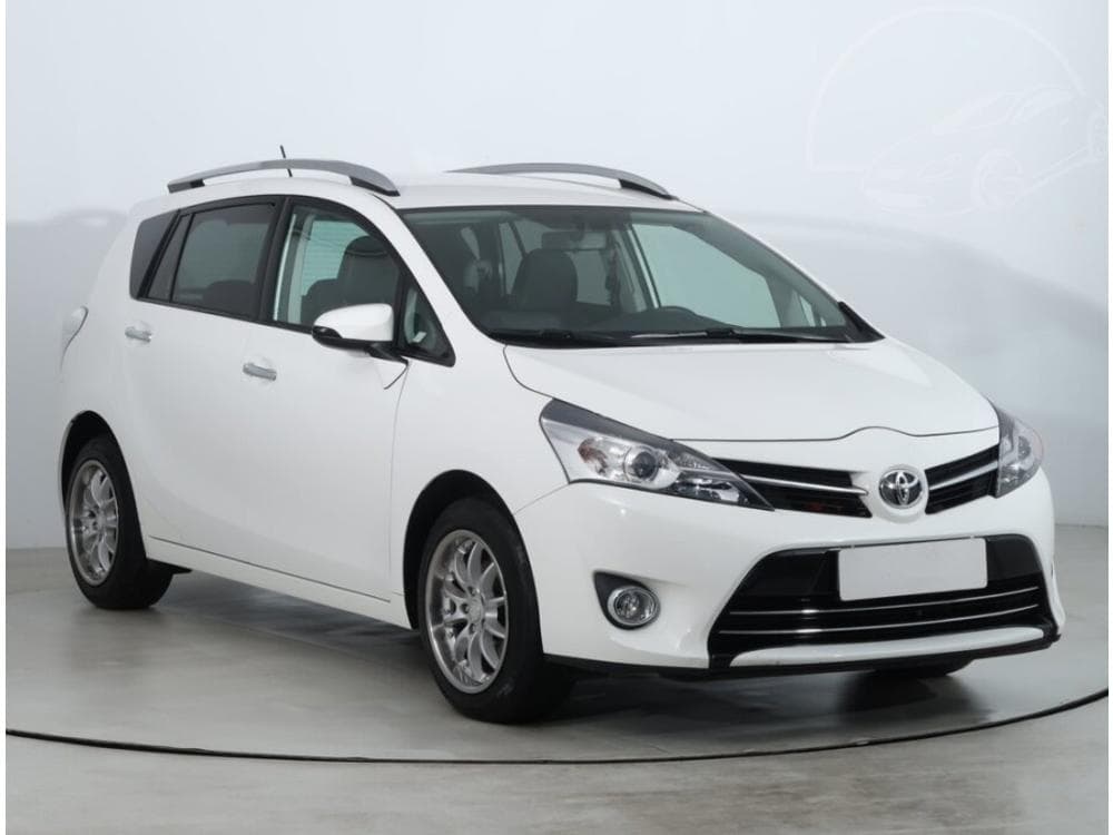 Toyota Verso 1.6 Valvematic, ČR,1.maj