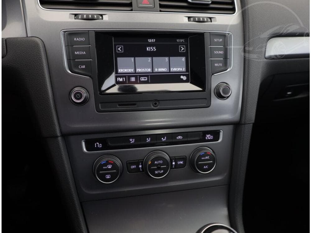 2014 Volkswagen GOLF - 9