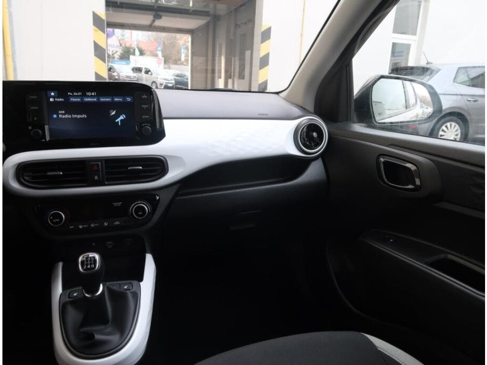 2022 Hyundai I10 - 8