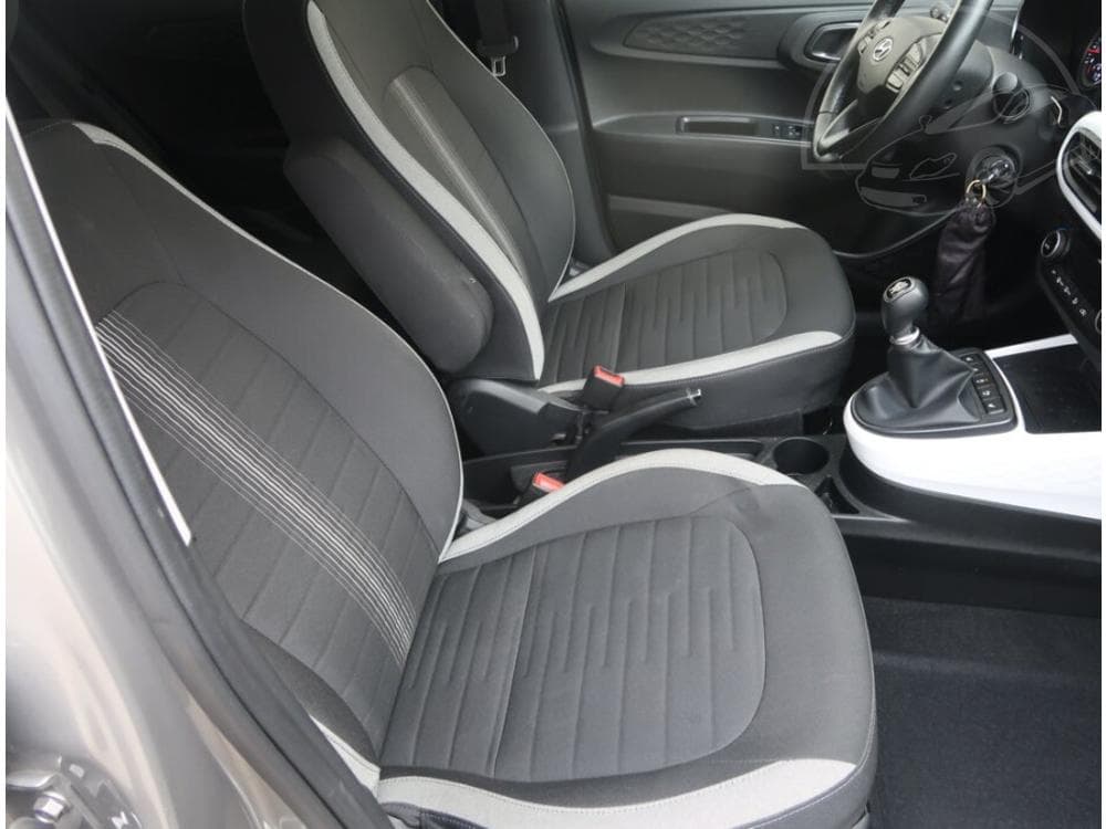 2022 Hyundai I10 - 9