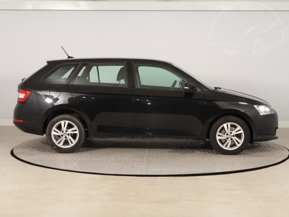2019 Škoda FABIA - 11