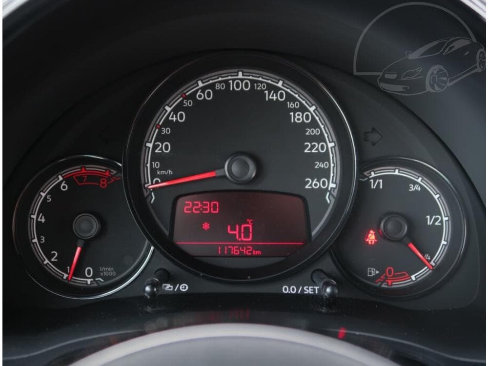 2018 Volkswagen Beetle - 11