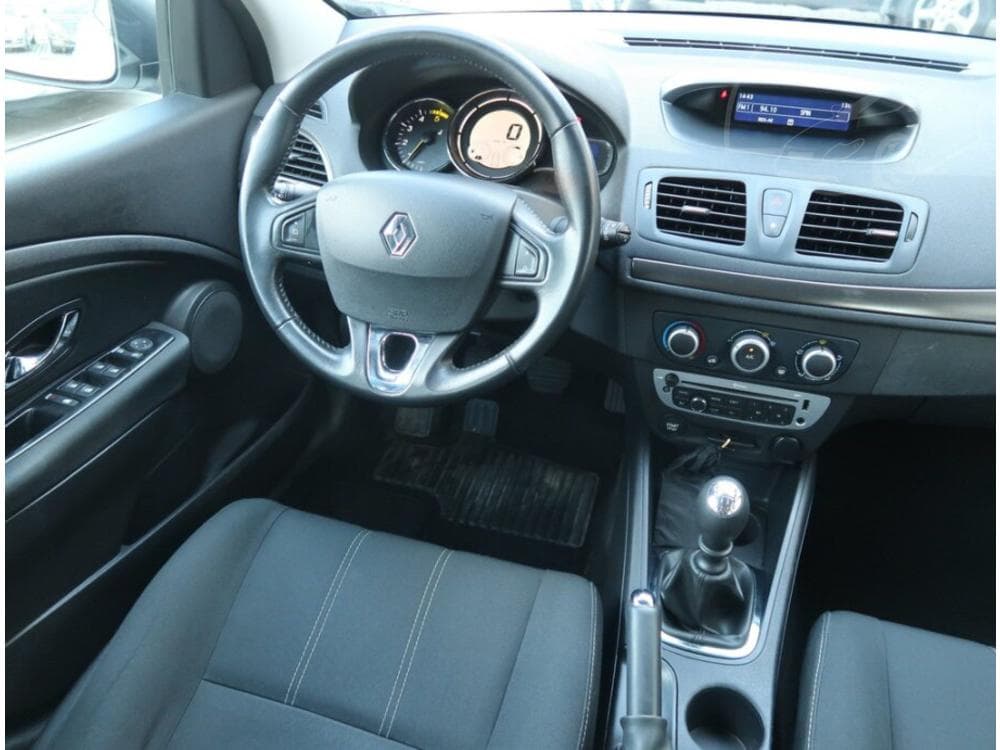 2015 Renault MEGANE - 7