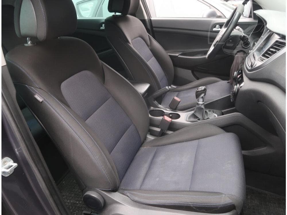 2015 Hyundai Tucson - 9