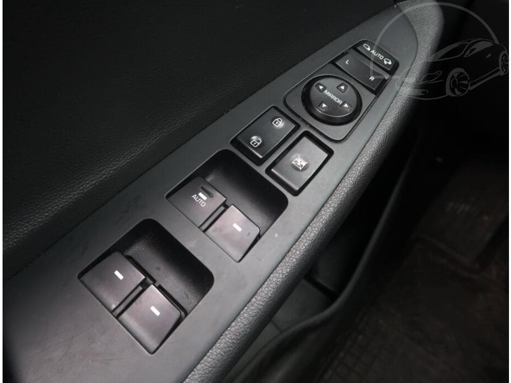 2015 Hyundai Tucson - 15