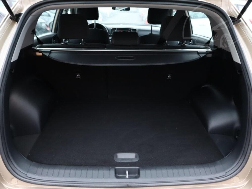 2016 Kia Sportage - 11