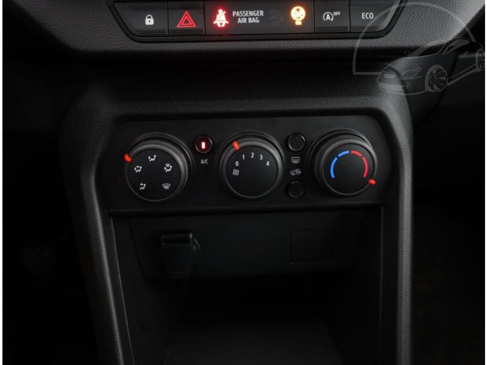 2021 Dacia Sandero - 10