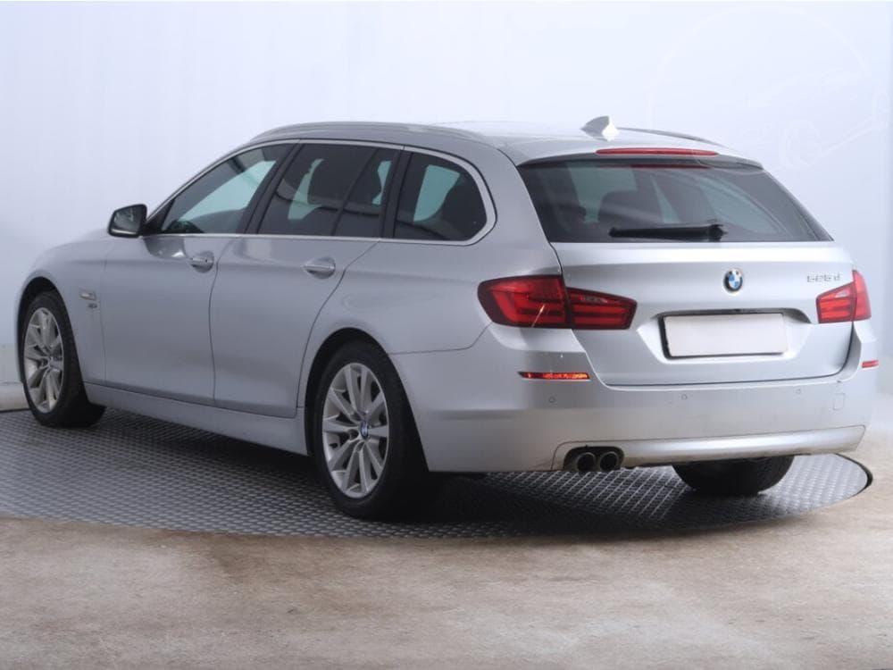 2012 BMW 5-Series - 7