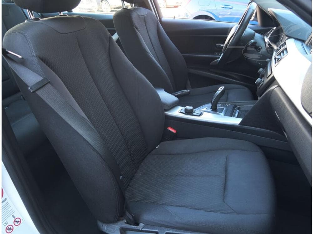 2012 BMW 3-Series - 9