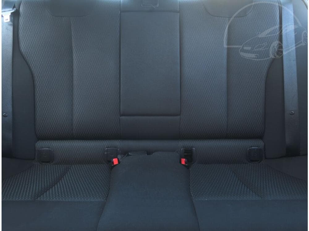 2012 BMW 3-Series - 10