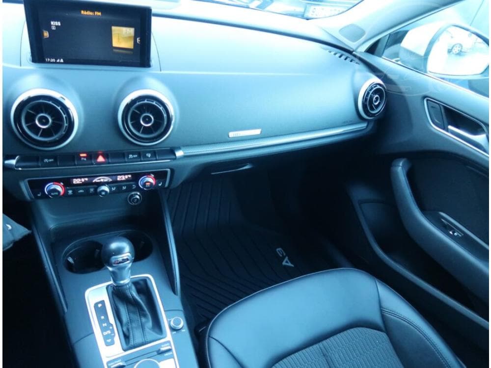 2016 Audi A3 - 31