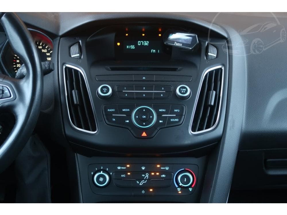 2018 Ford Focus - 12