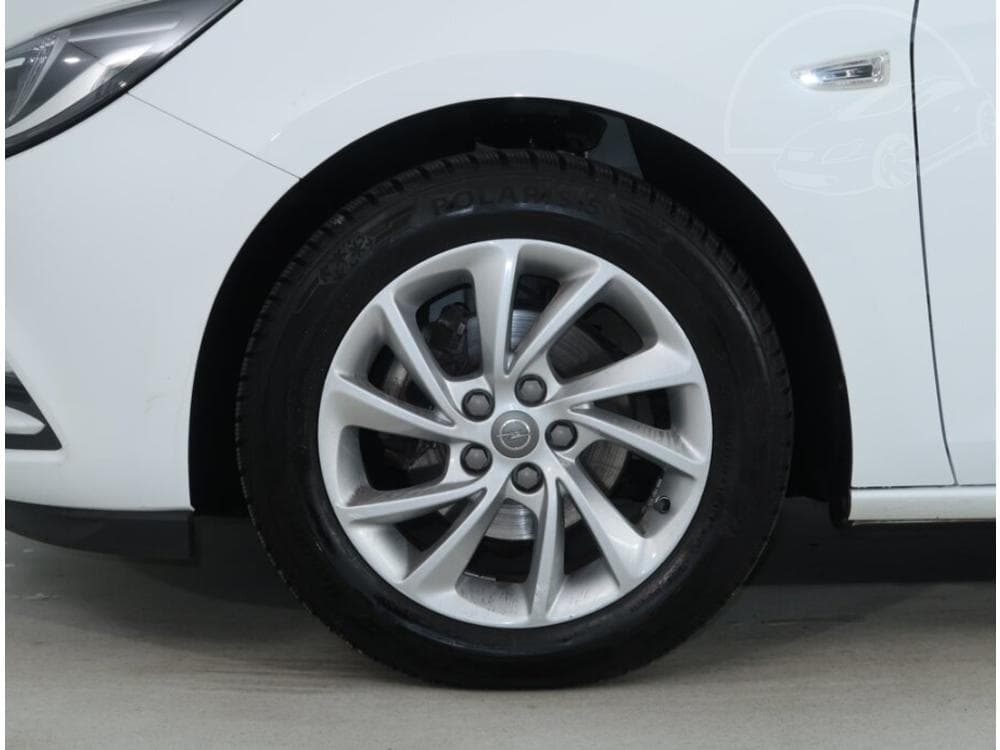 2018 Opel Astra - 14