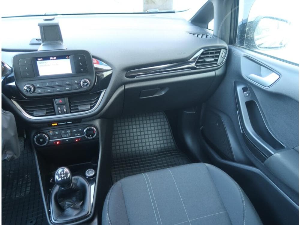 2019 Ford Fiesta - 8