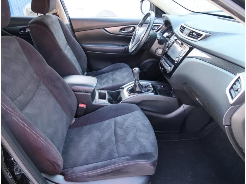 2015 Nissan X-Trail - 9