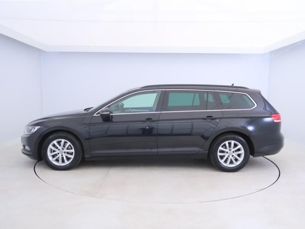 2015 Volkswagen PASSAT - 3