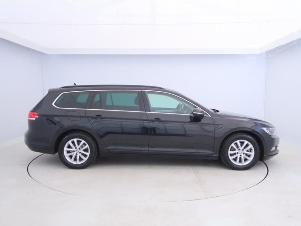 2015 Volkswagen PASSAT - 6