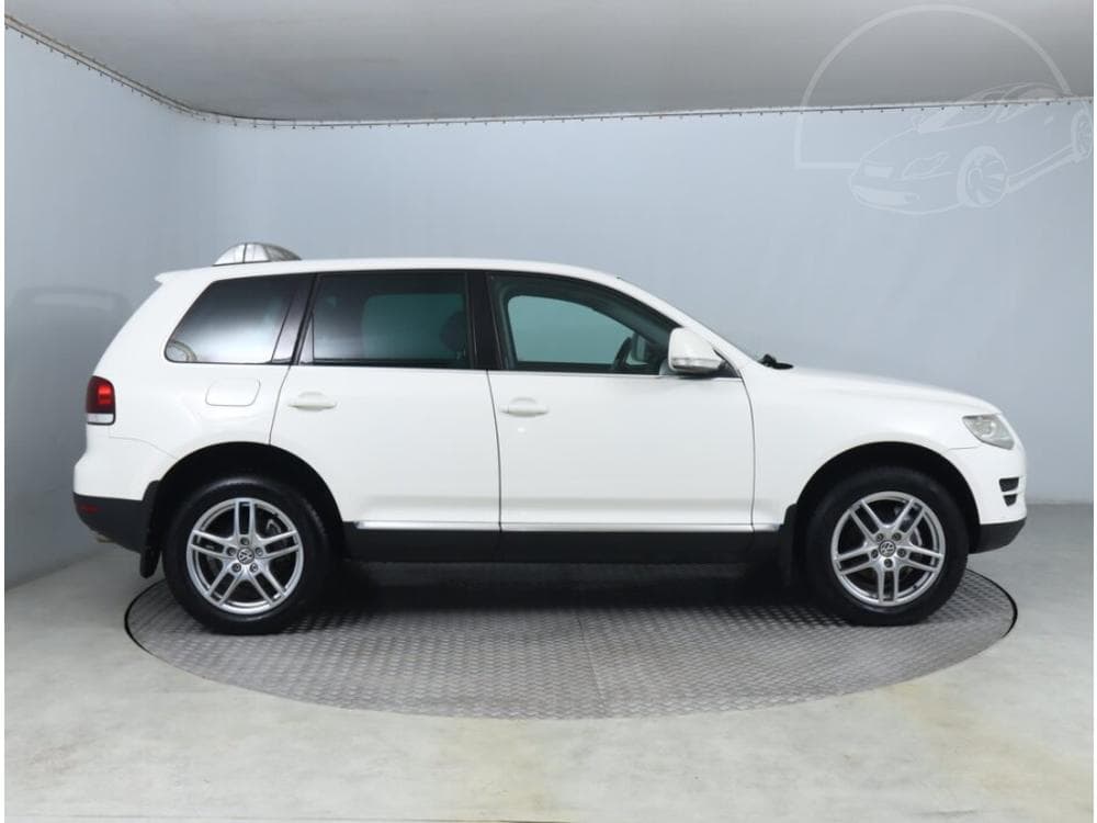 2008 Volkswagen Touareg - 6