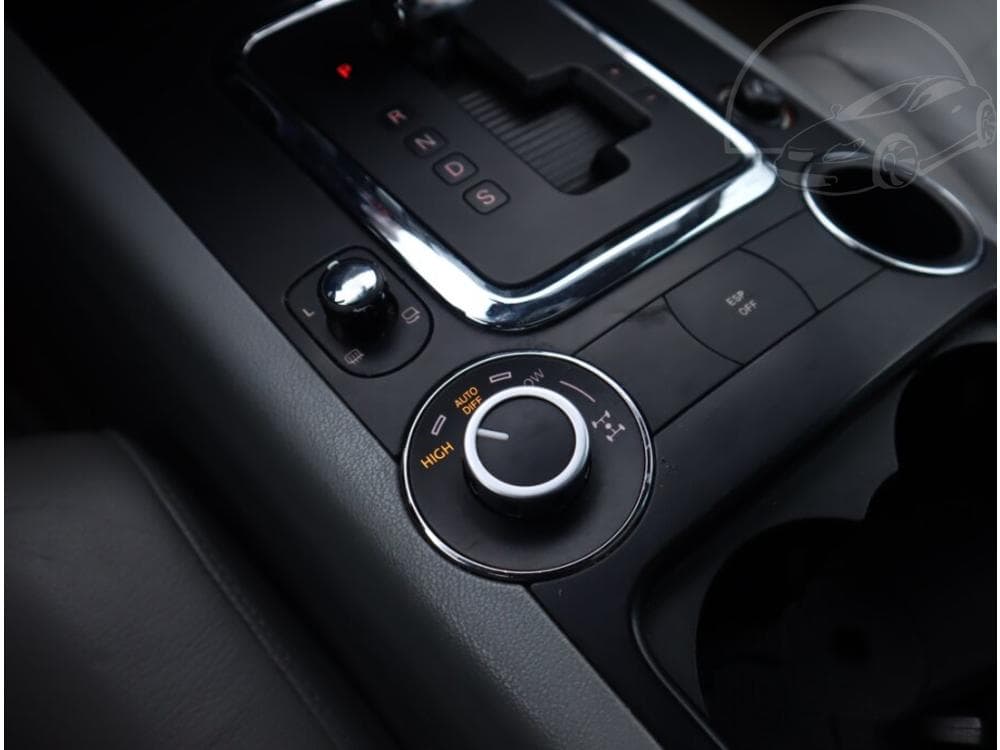 2008 Volkswagen Touareg - 15