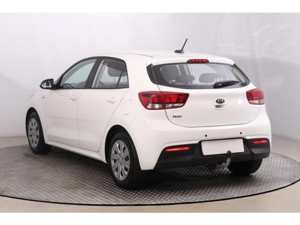 2021 Kia Rio - 4