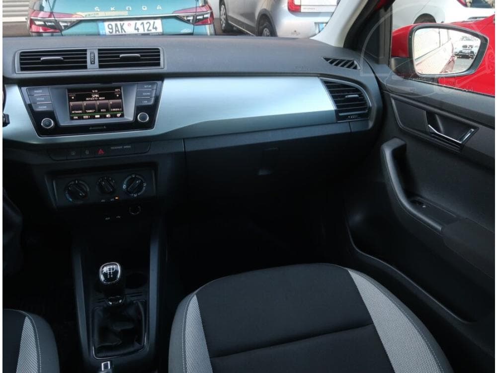 2016 Škoda FABIA - 8