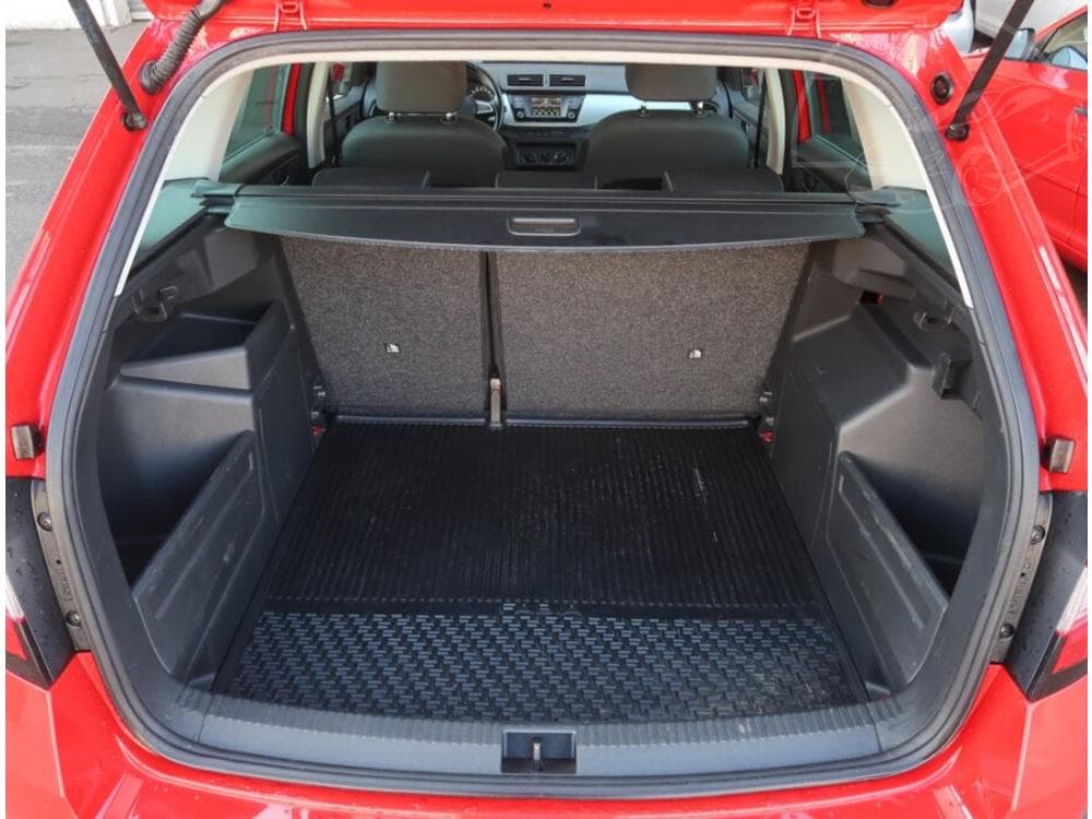 2016 Škoda FABIA - 13