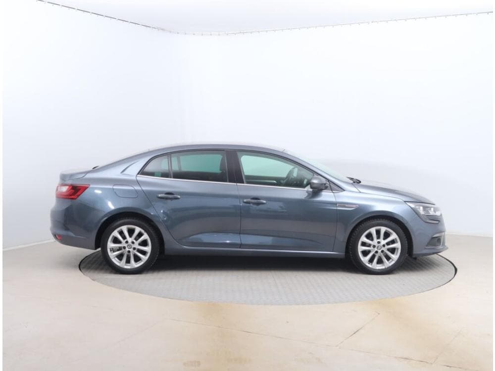 2016 Renault Megane - 6