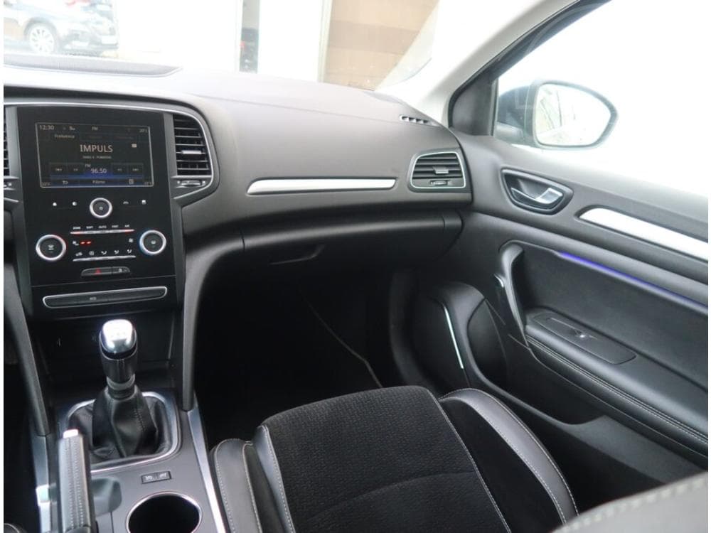 2016 Renault Megane - 8