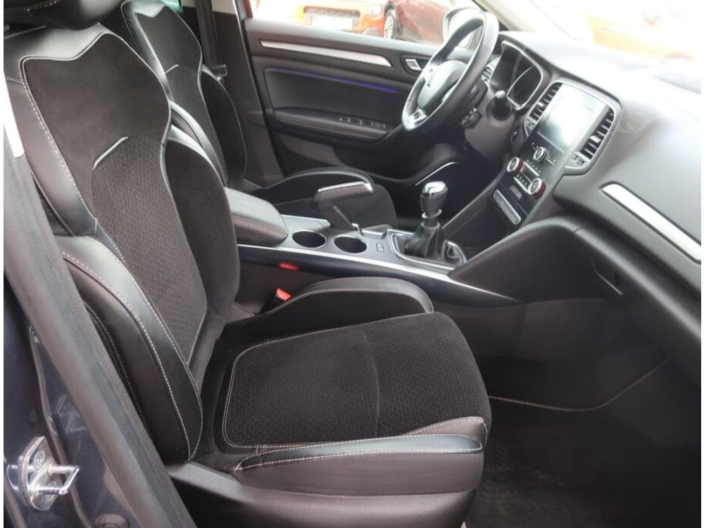 2016 Renault Megane - 9