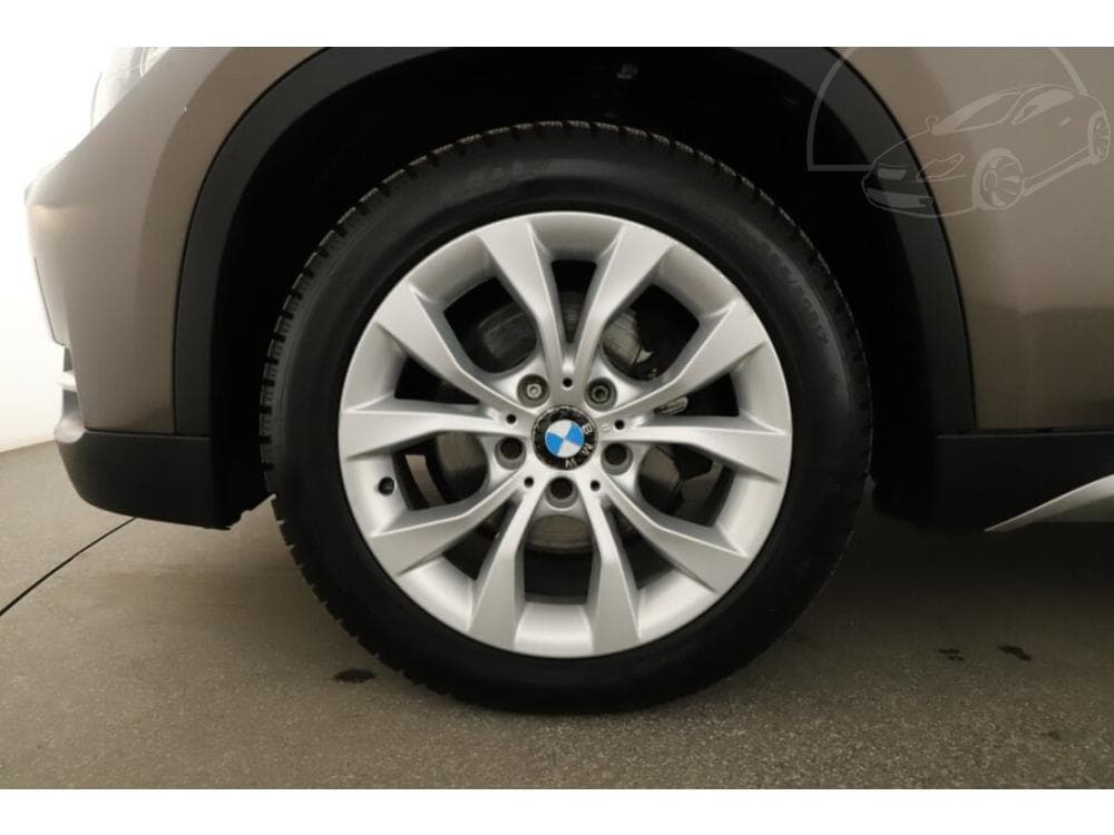 2013 BMW X1 - 14