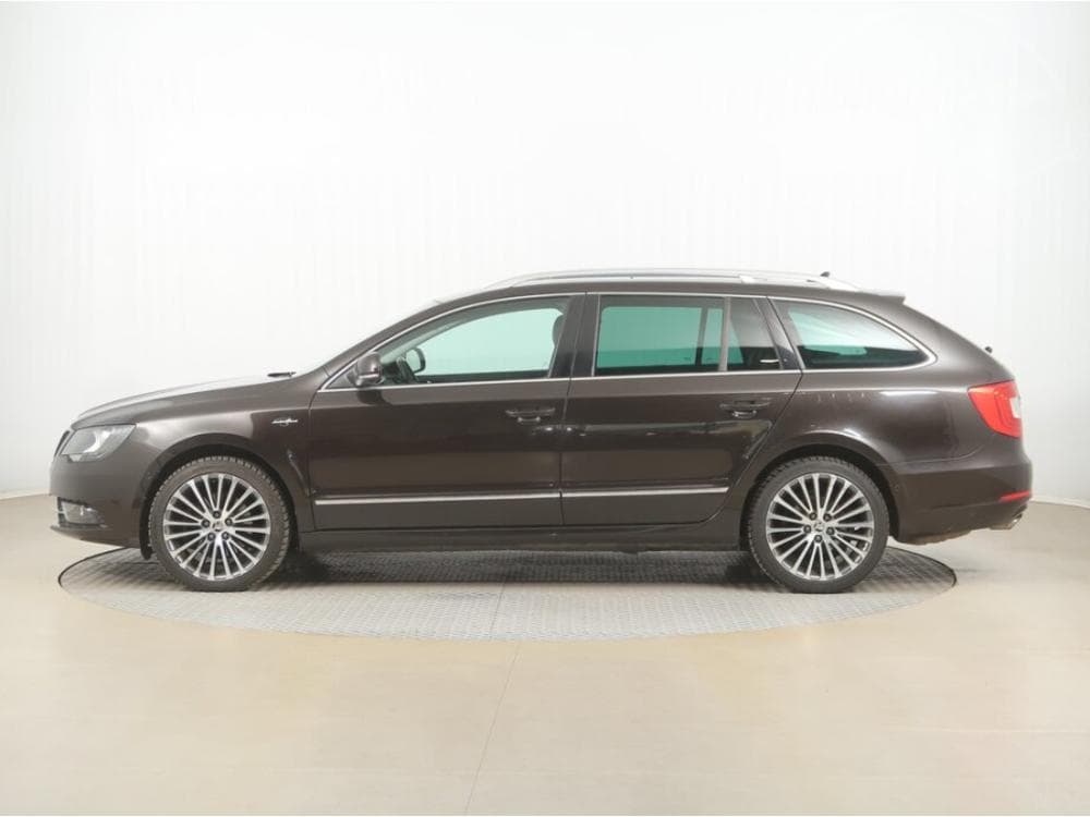 2014 Škoda SUPERB - 3