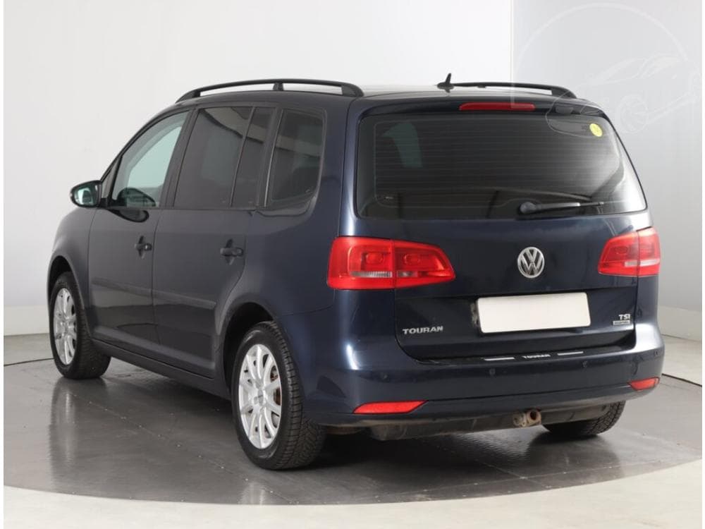 2011 Volkswagen Touran - 13