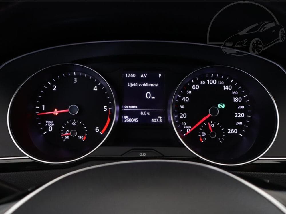2017 Volkswagen PASSAT - 9