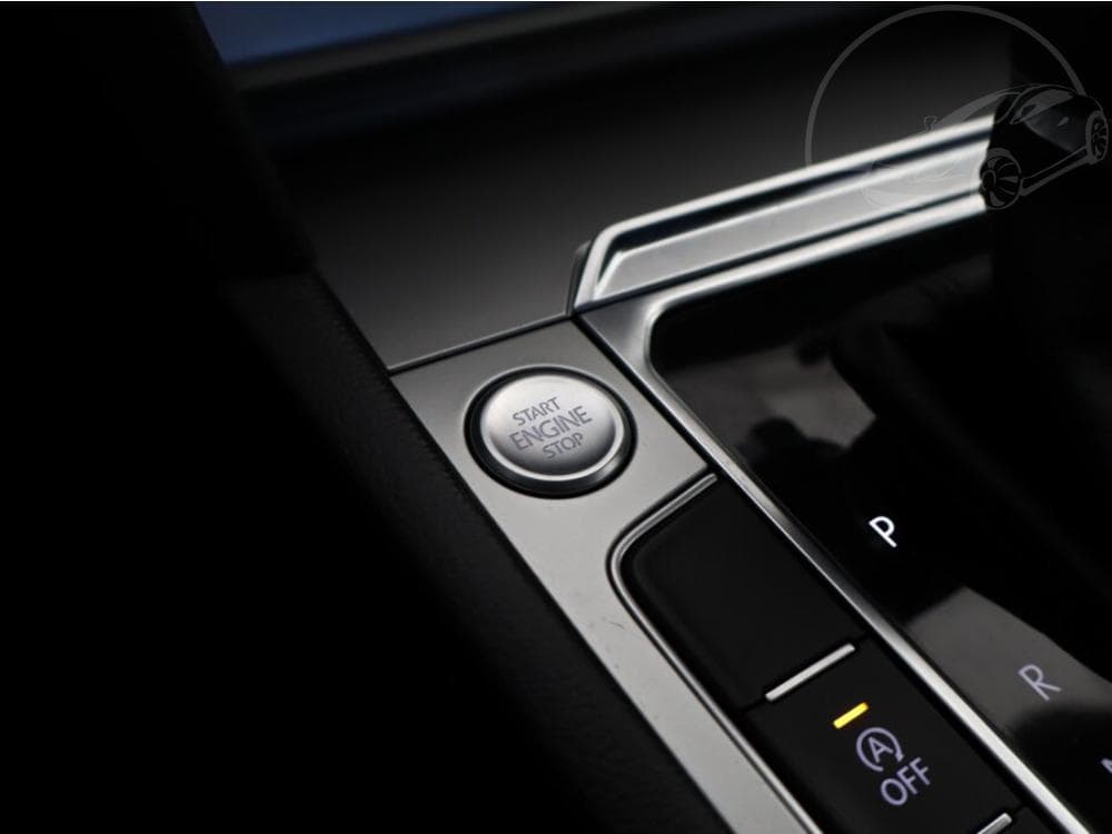 2017 Volkswagen PASSAT - 15