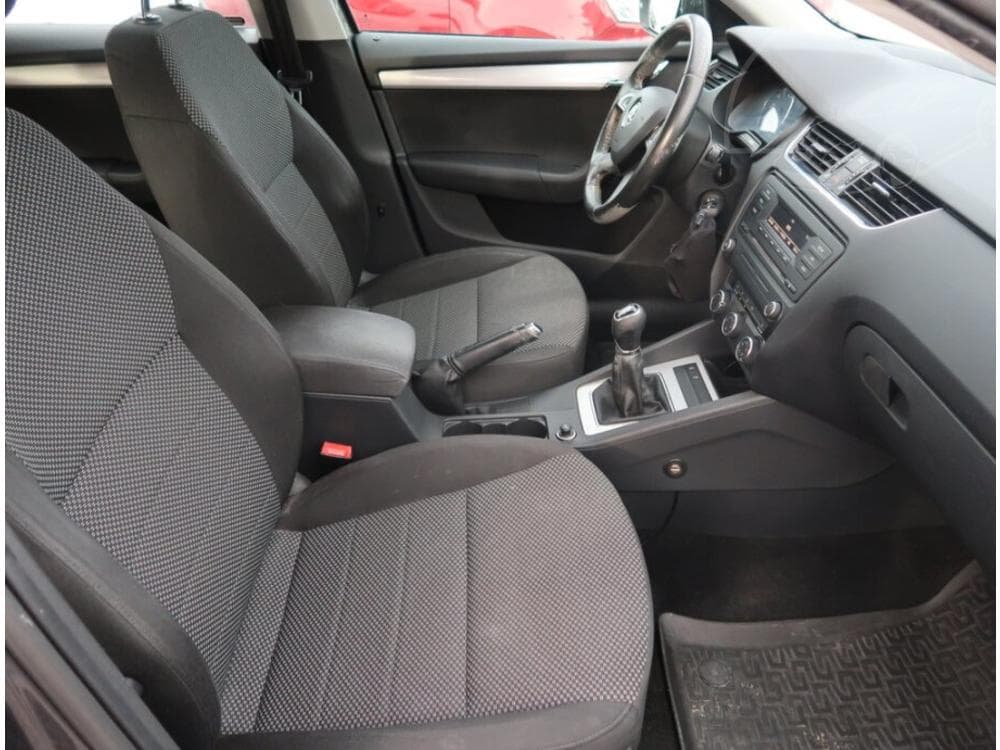 2014 Škoda OCTAVIA - 17