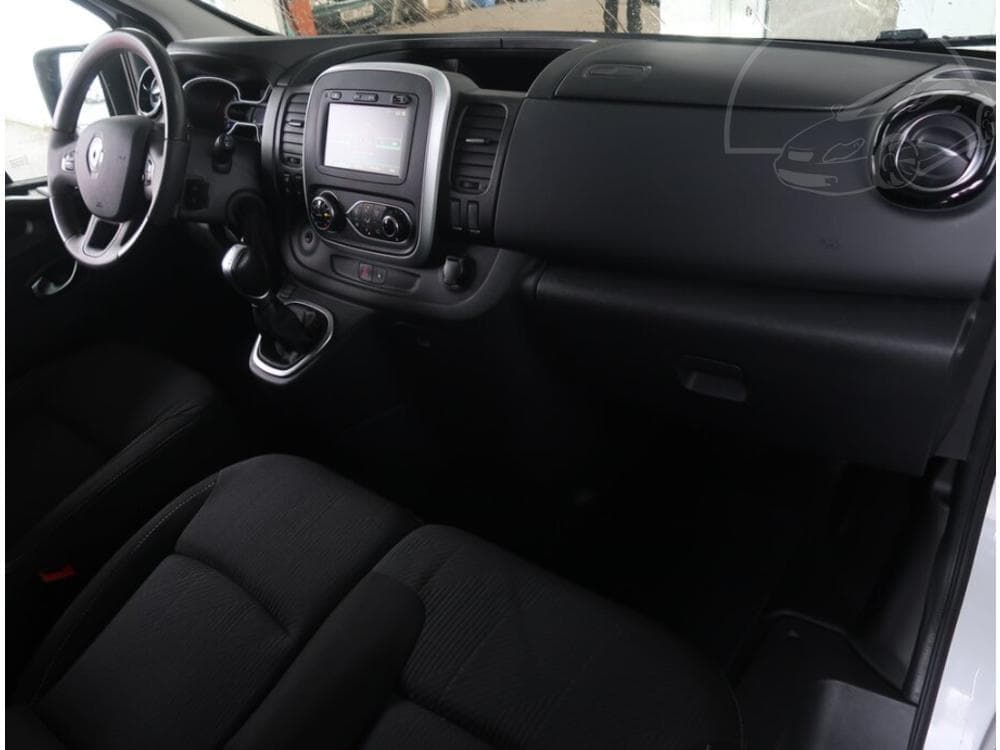 2021 Renault Trafic - 8