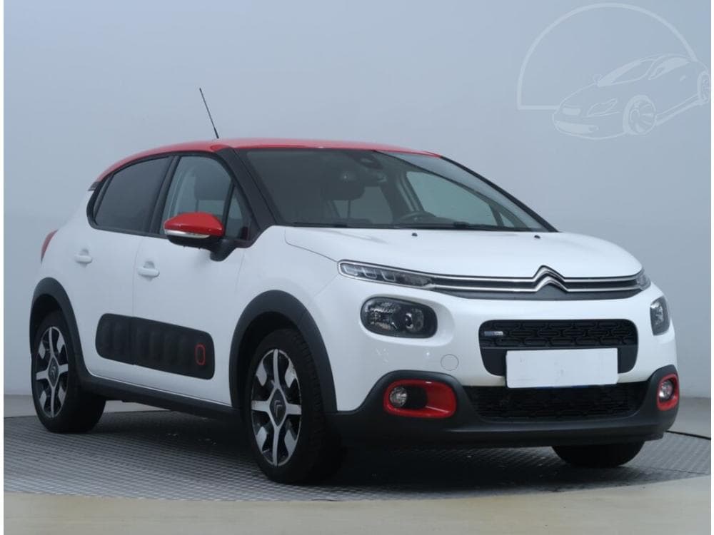 Citroën C3 1.2 PureTech, Shine, ČR,1.maj
