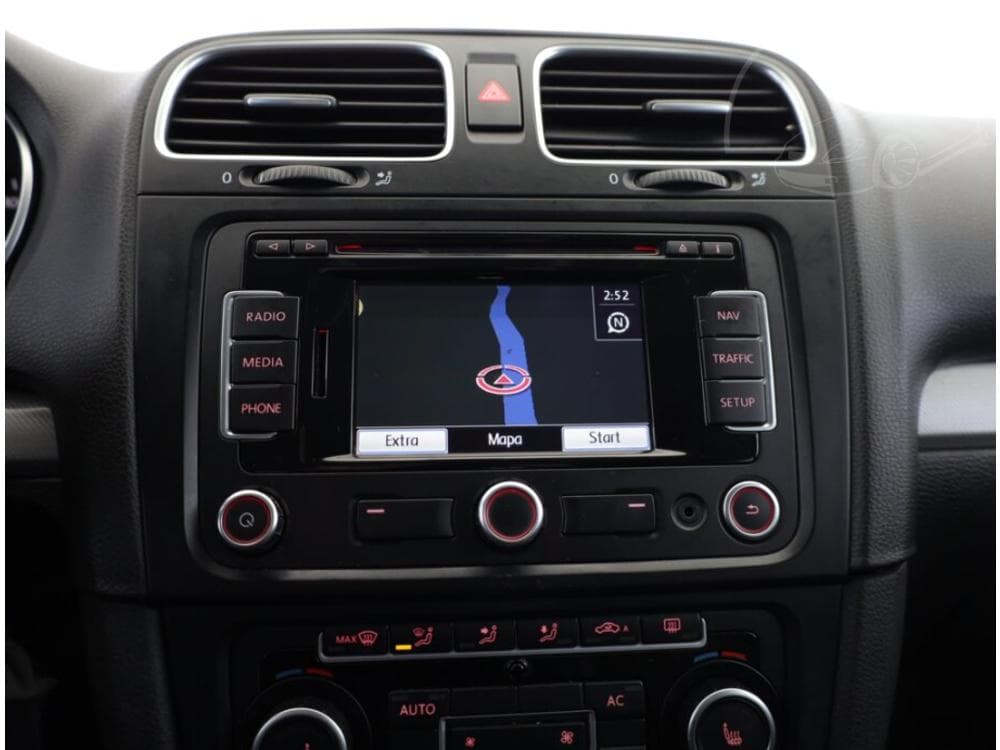 2012 Volkswagen GOLF - 10