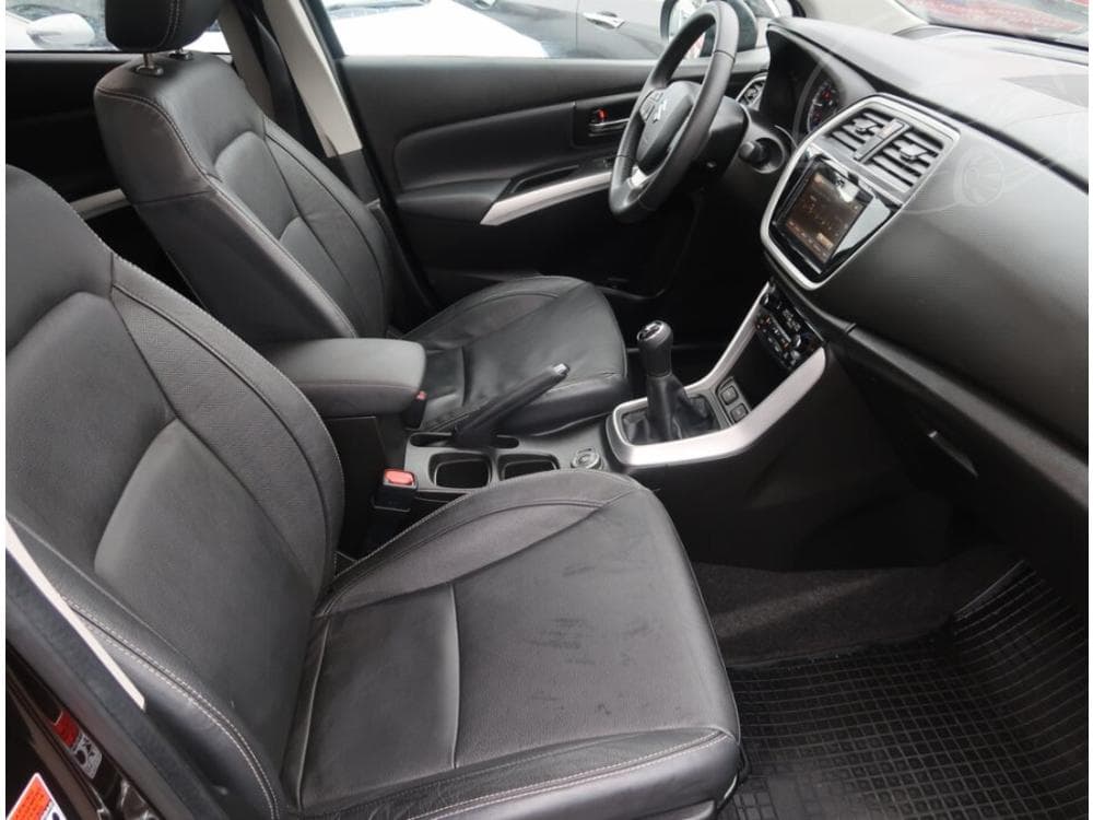 2016 Suzuki S-Cross - 9