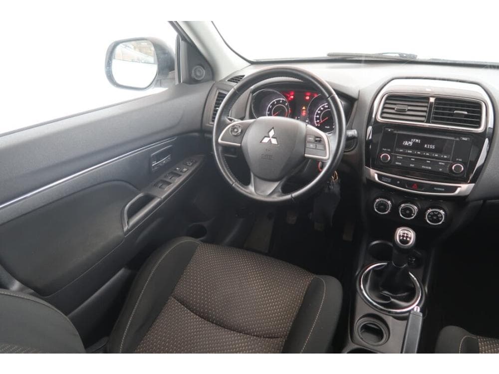 2015 Mitsubishi Asx - 7