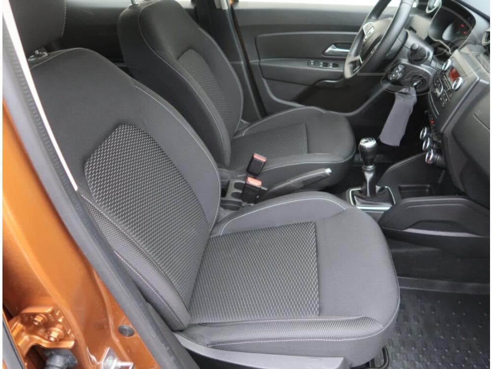 2018 Dacia Duster - 9