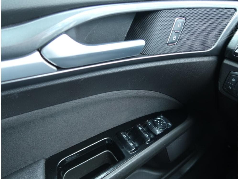 2019 Ford Mondeo - 15