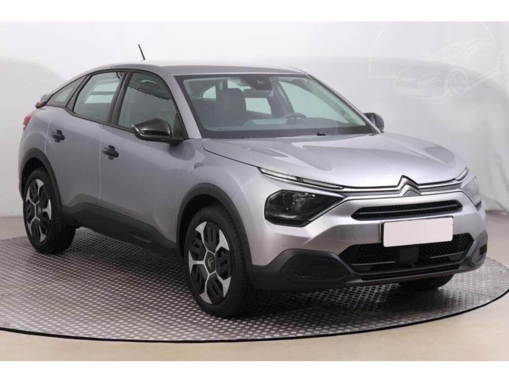 Citroën C4 1.2 PureTech, ČR,1.maj