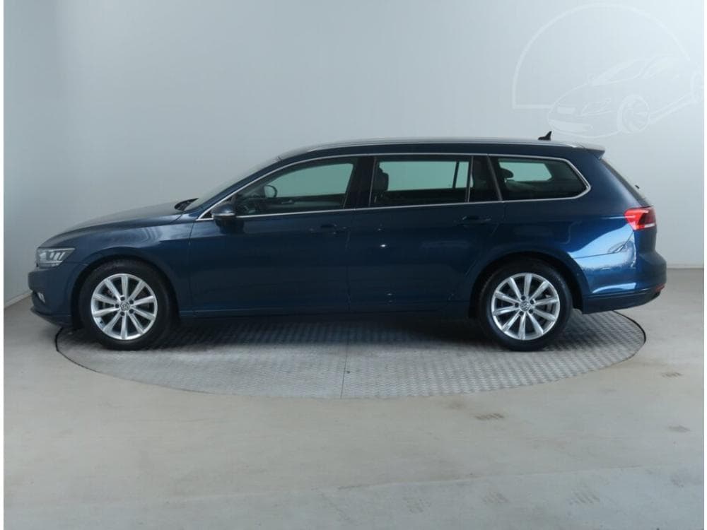 2020 Volkswagen PASSAT - 7