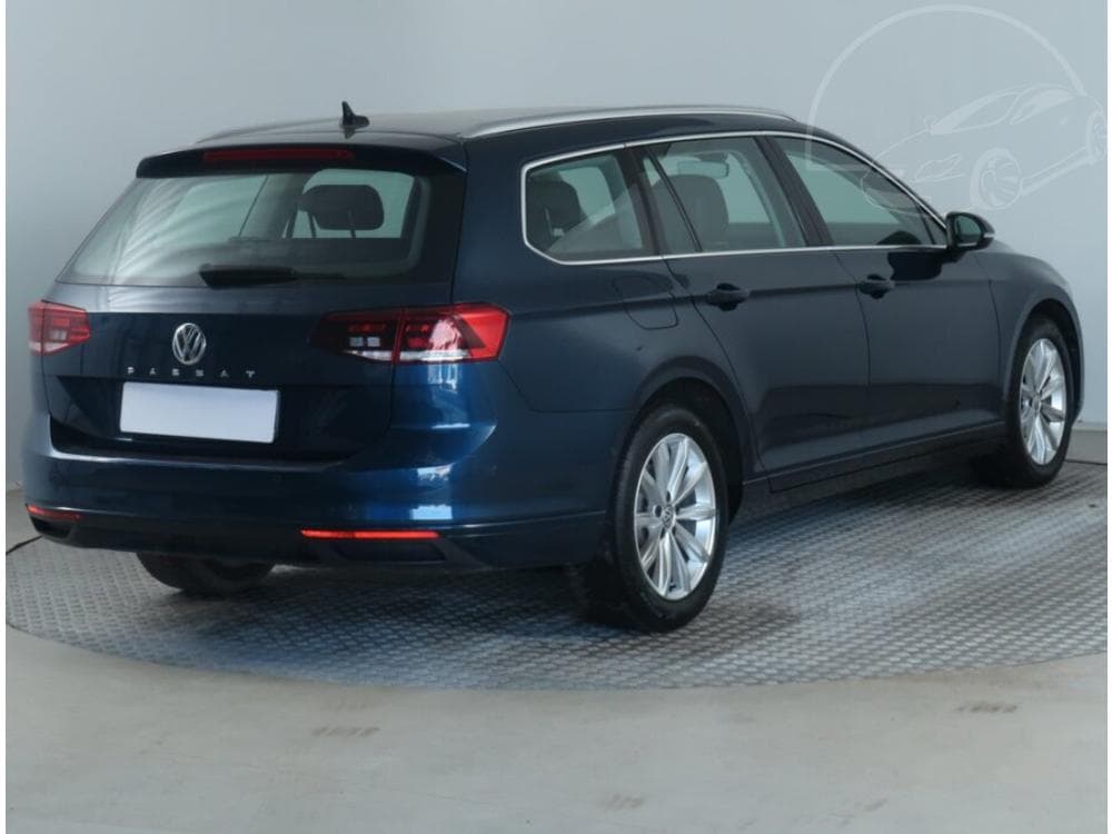 2020 Volkswagen PASSAT - 13