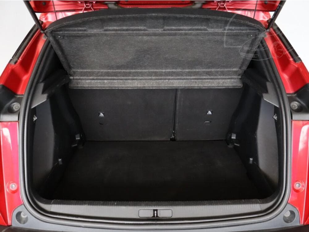 2020 Peugeot 2008 - 11