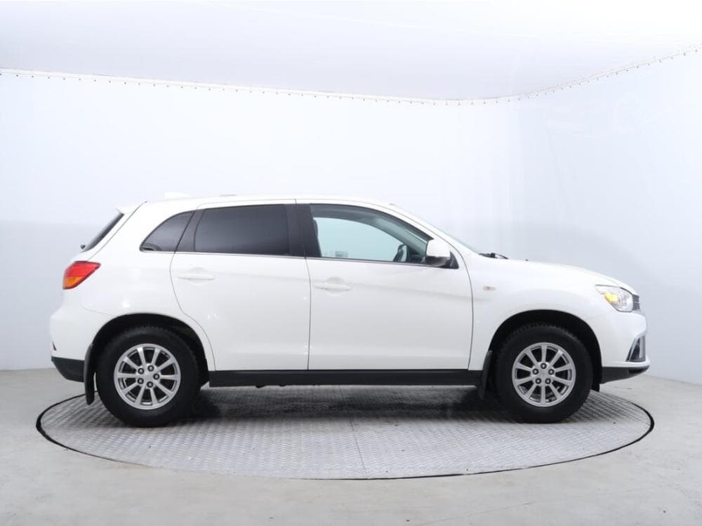 2018 Mitsubishi Asx - 6